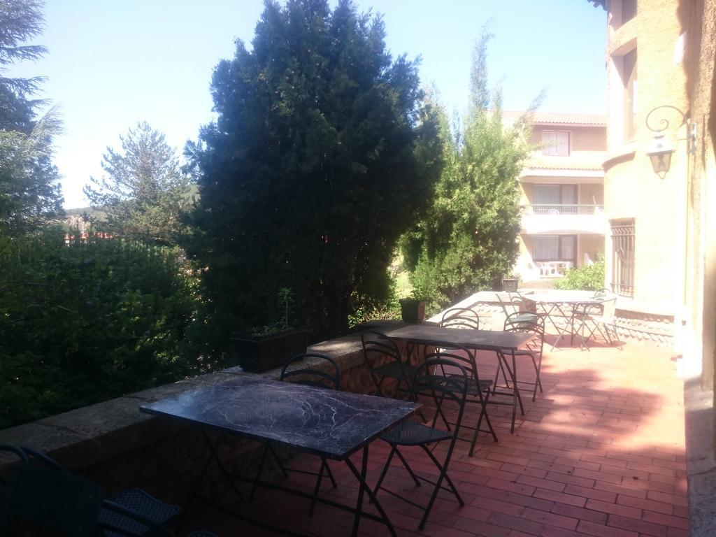 Hotel Le Mas Fleuri Vernet-les-Bains Buitenkant foto