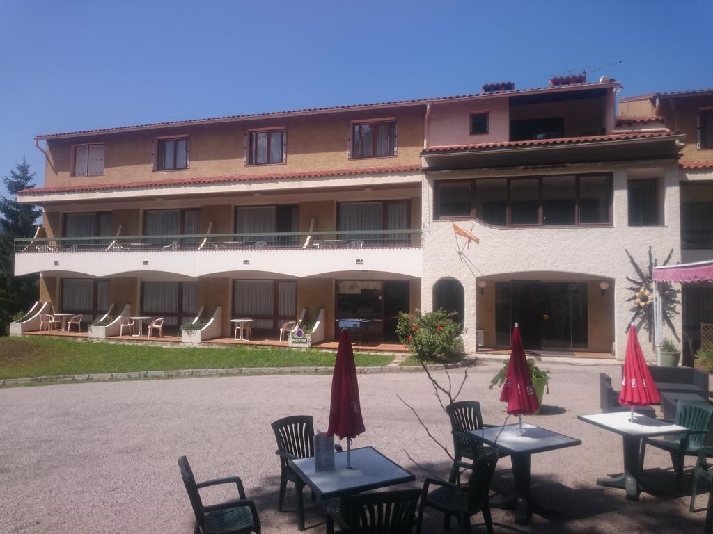 Hotel Le Mas Fleuri Vernet-les-Bains Buitenkant foto