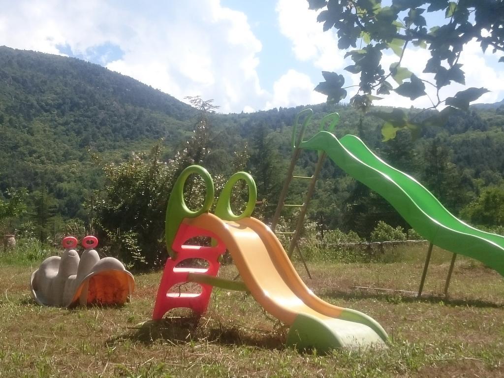 Hotel Le Mas Fleuri Vernet-les-Bains Buitenkant foto